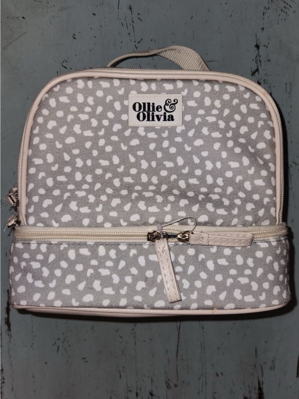 Ollie & Olivia Grey leopard print  Lunch Bag